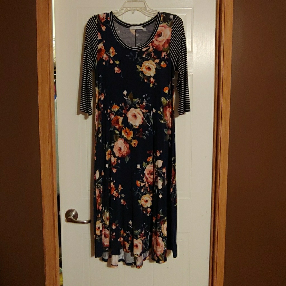 Chris & Carol dress